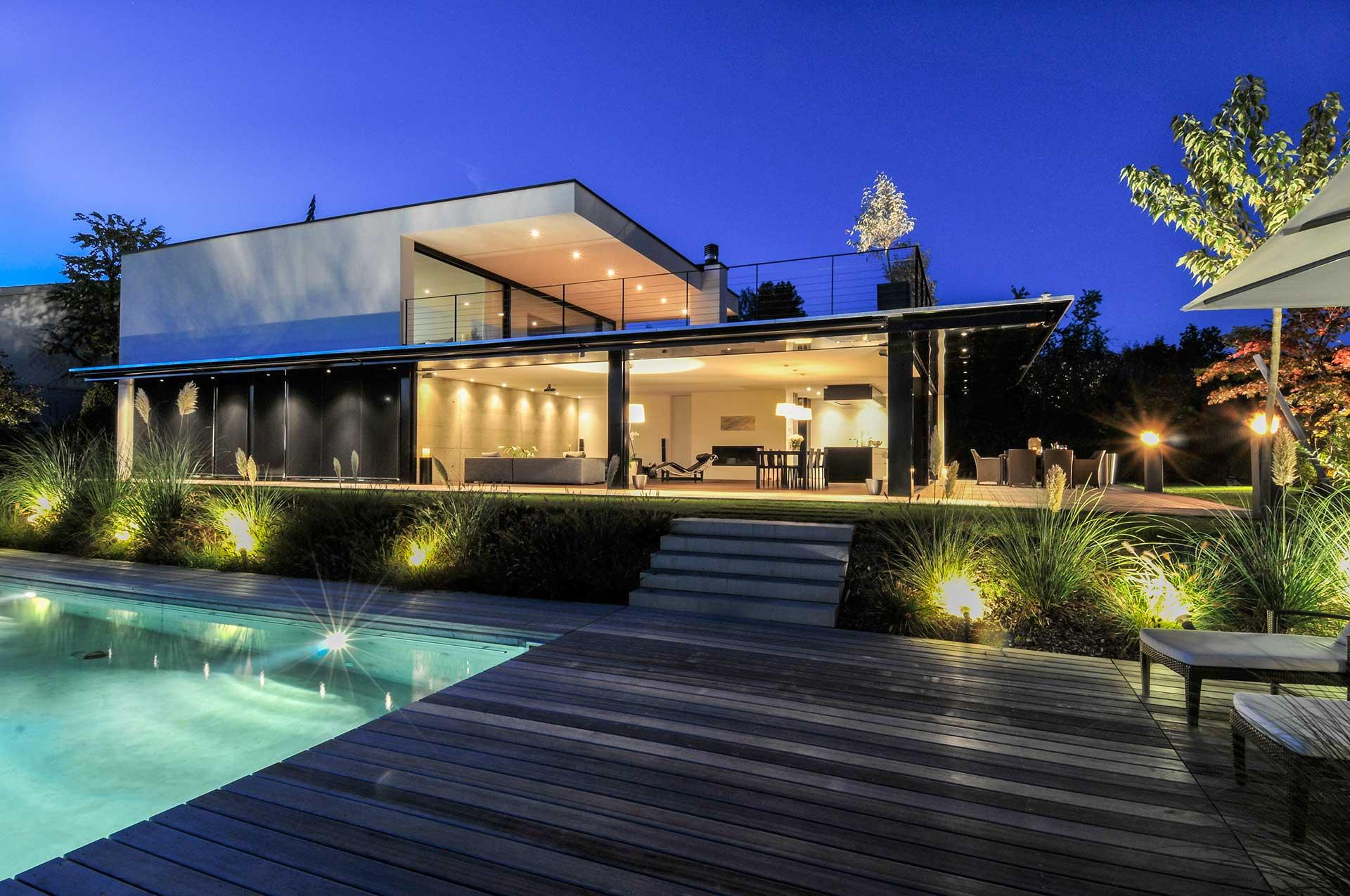 Modern Table Manners: What We Can Learn from the Past